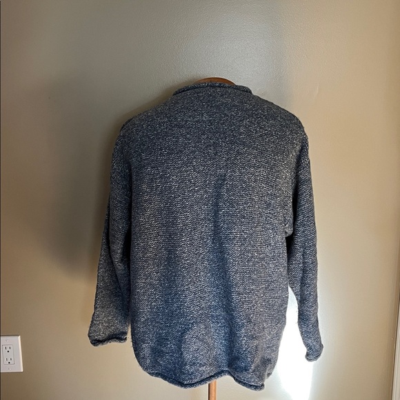Cozy Vintage Gray Knit Sweater - Picture 3 of 11